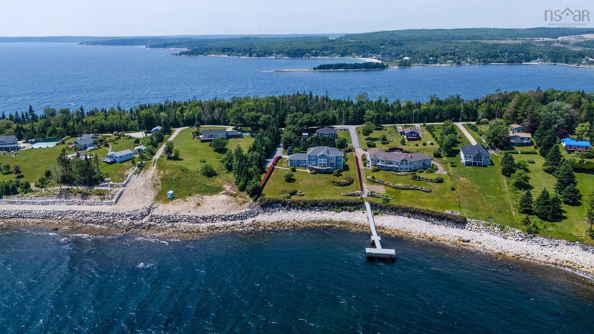 38 Lennox Road photo #8