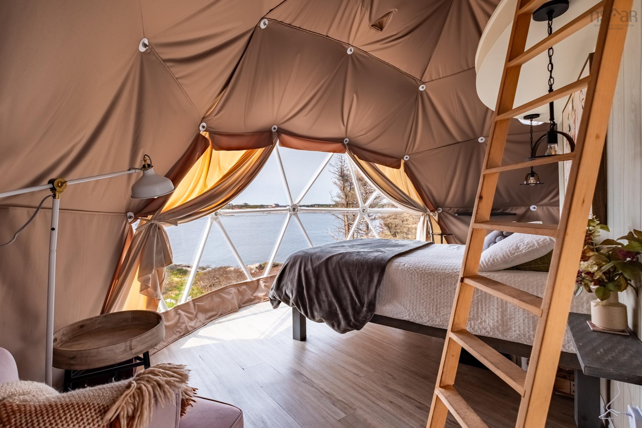 8 Simmons Island photo #25