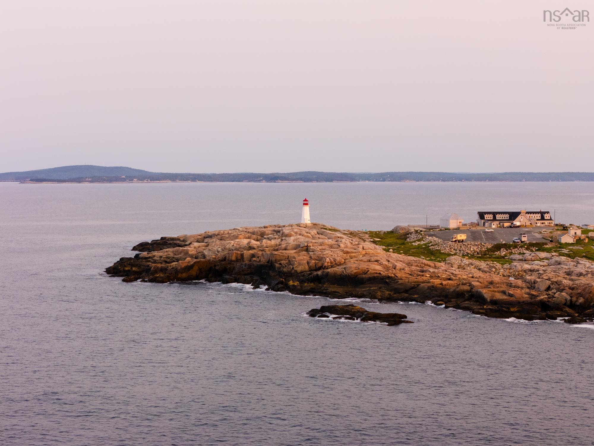 8 Simmons Island photo #4