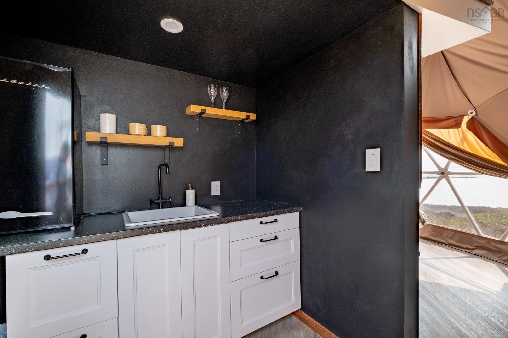 8 Simmons Island photo #46