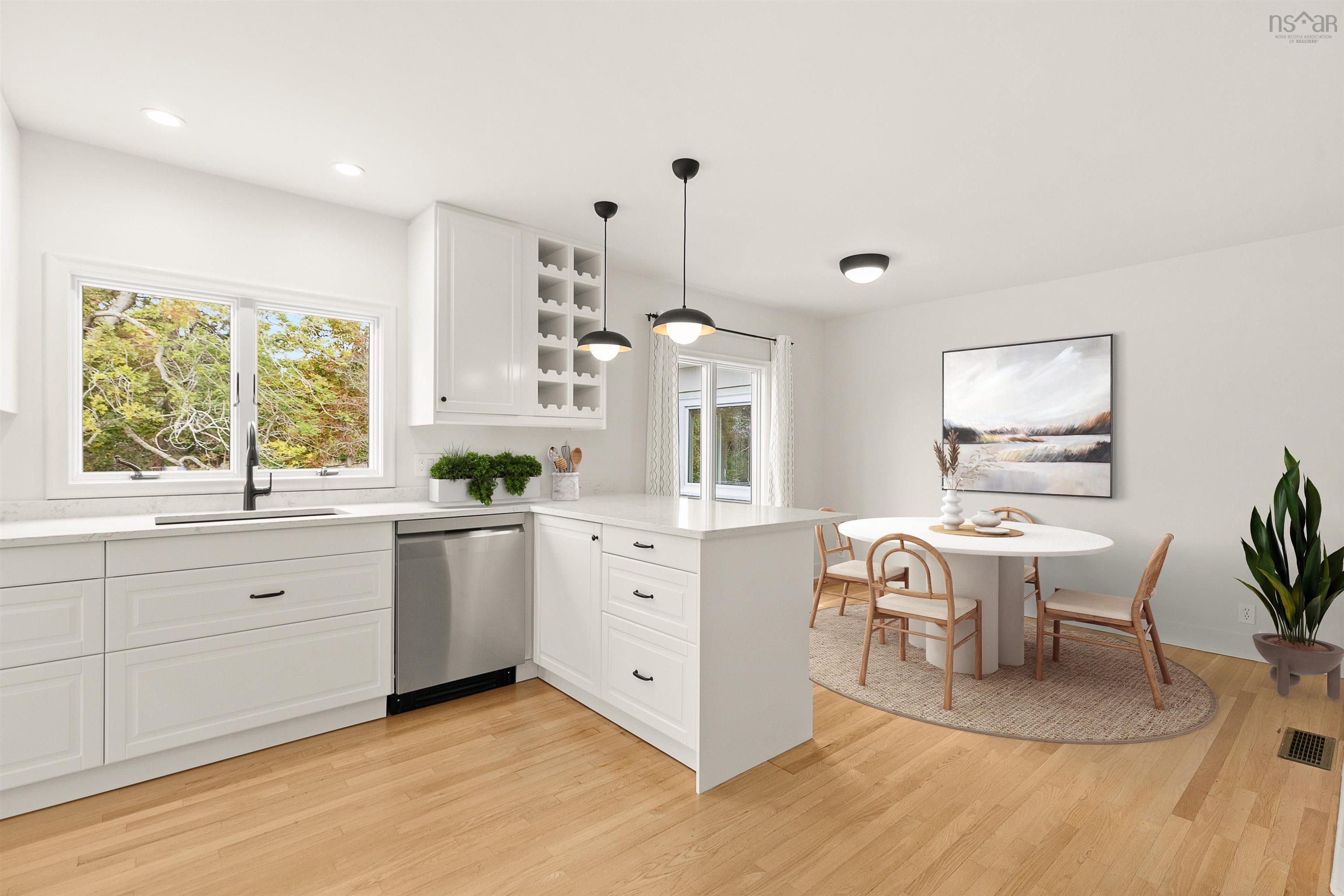 5845 Inglewood Drive photo #7