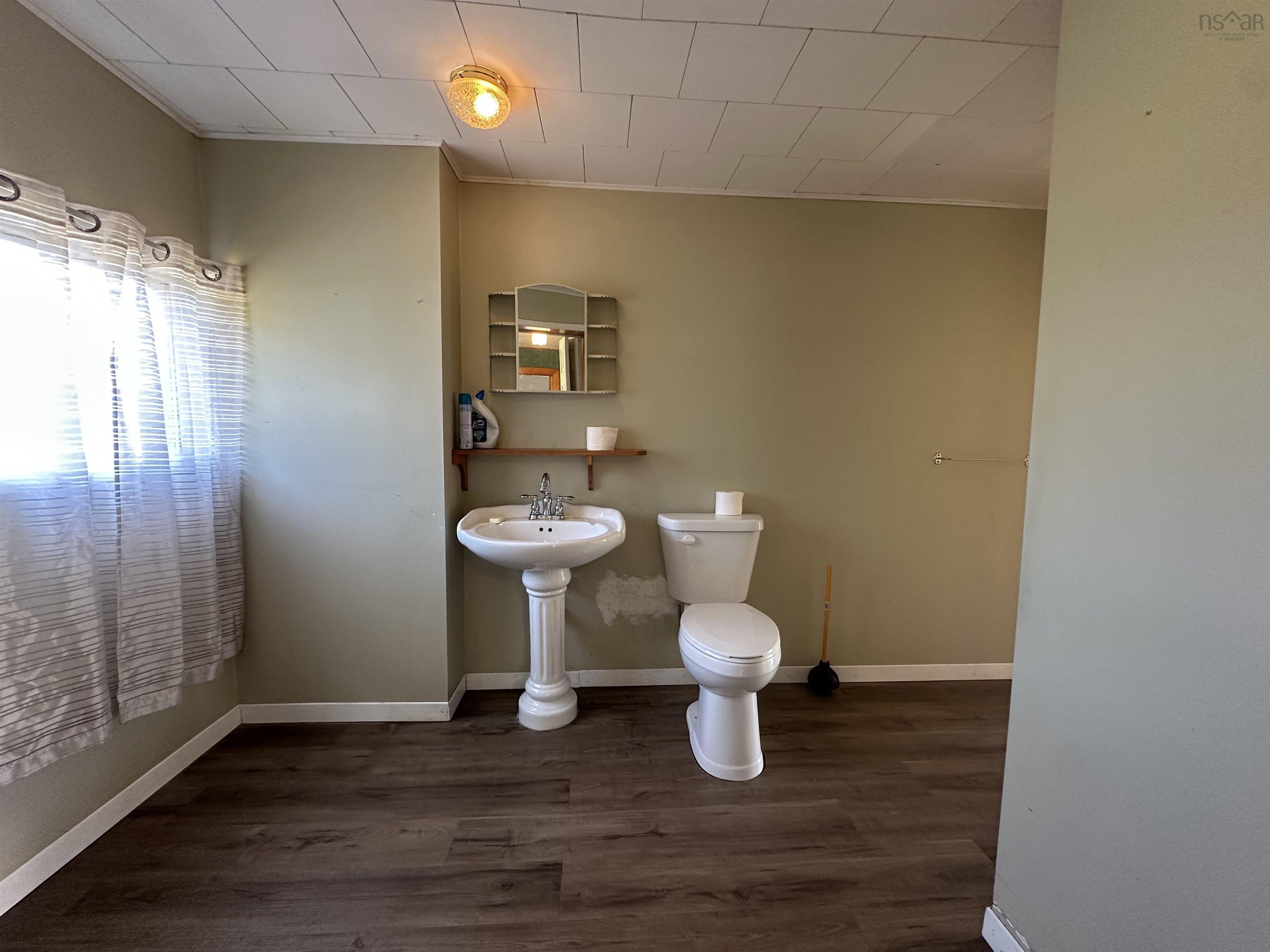 46 Beaver Harbour Road photo #22