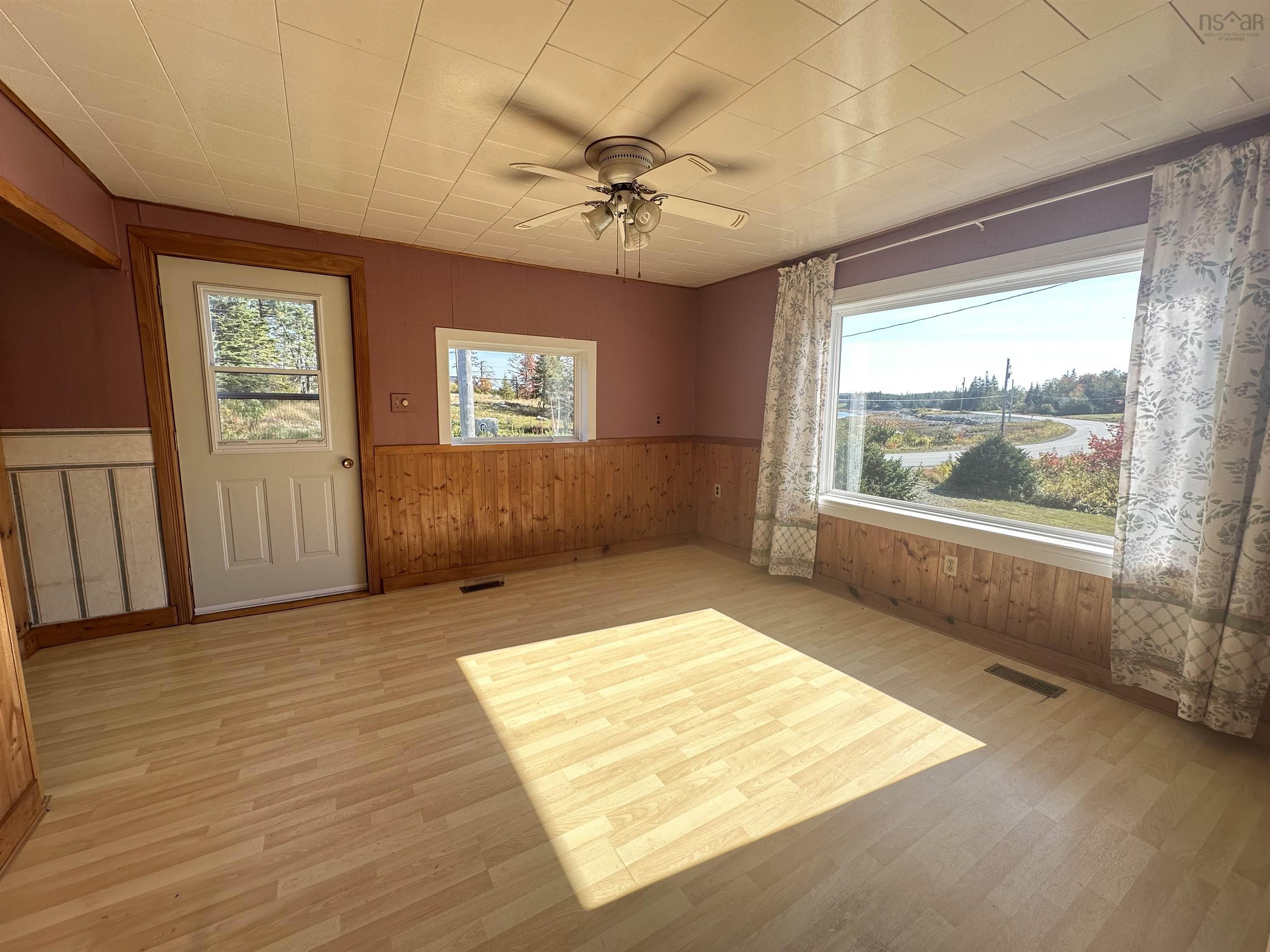 46 Beaver Harbour Road photo #33