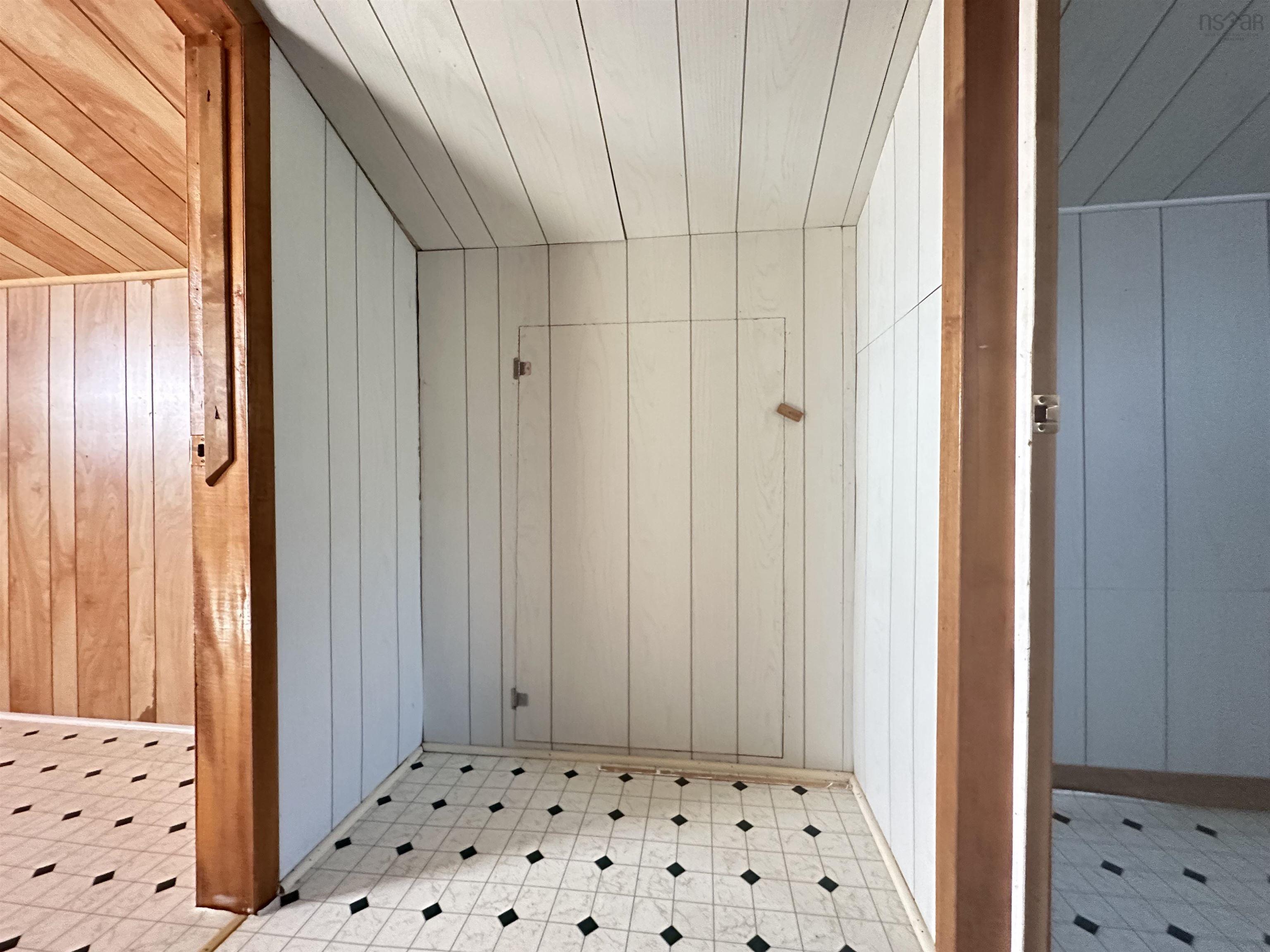 46 Beaver Harbour Road photo #37