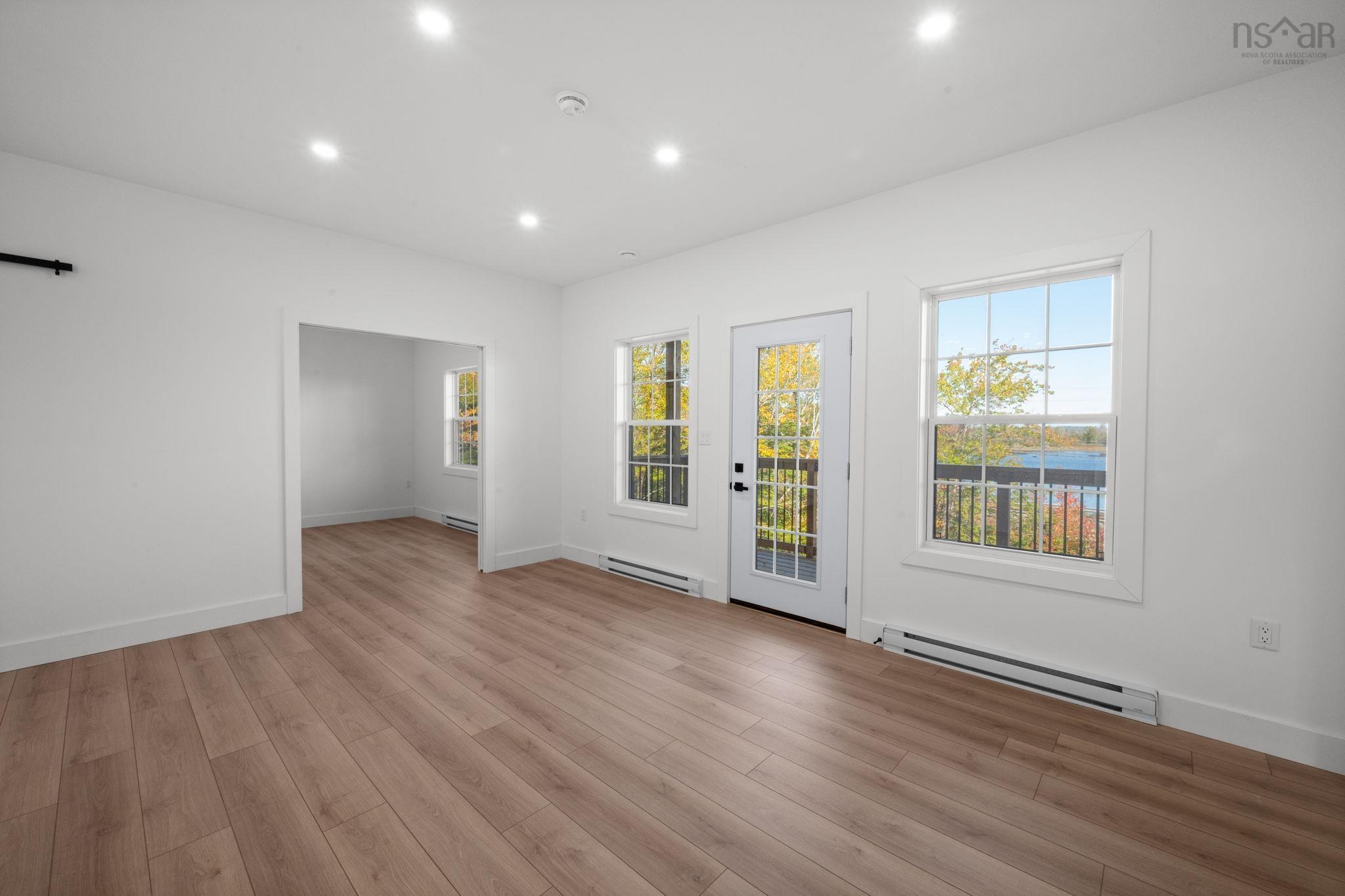 67 Birchview Drive photo #11