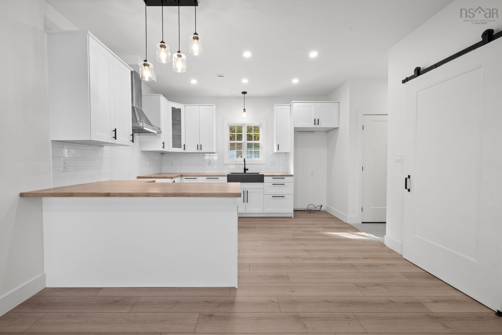 67 Birchview Drive photo #6