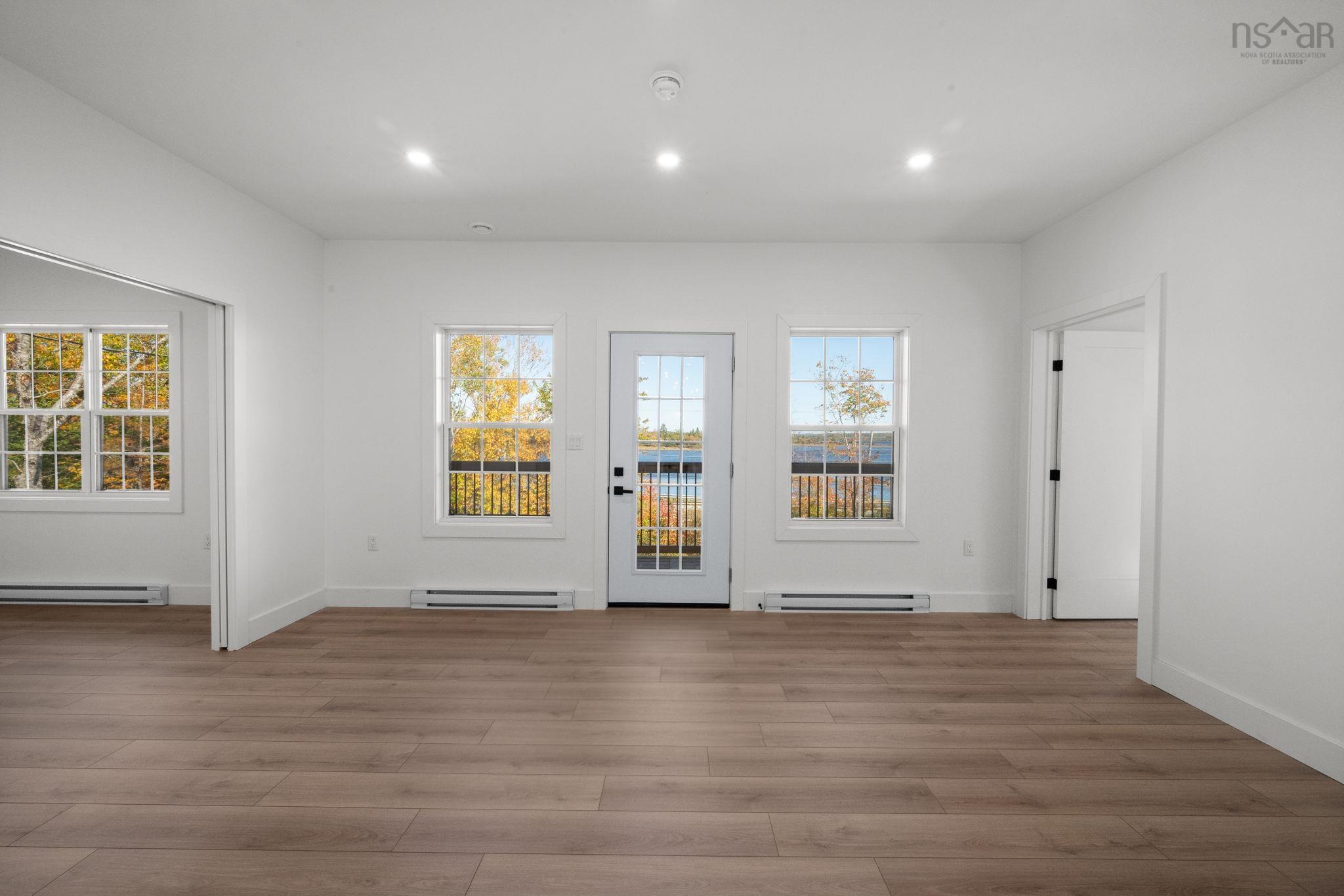 67 Birchview Drive photo #10