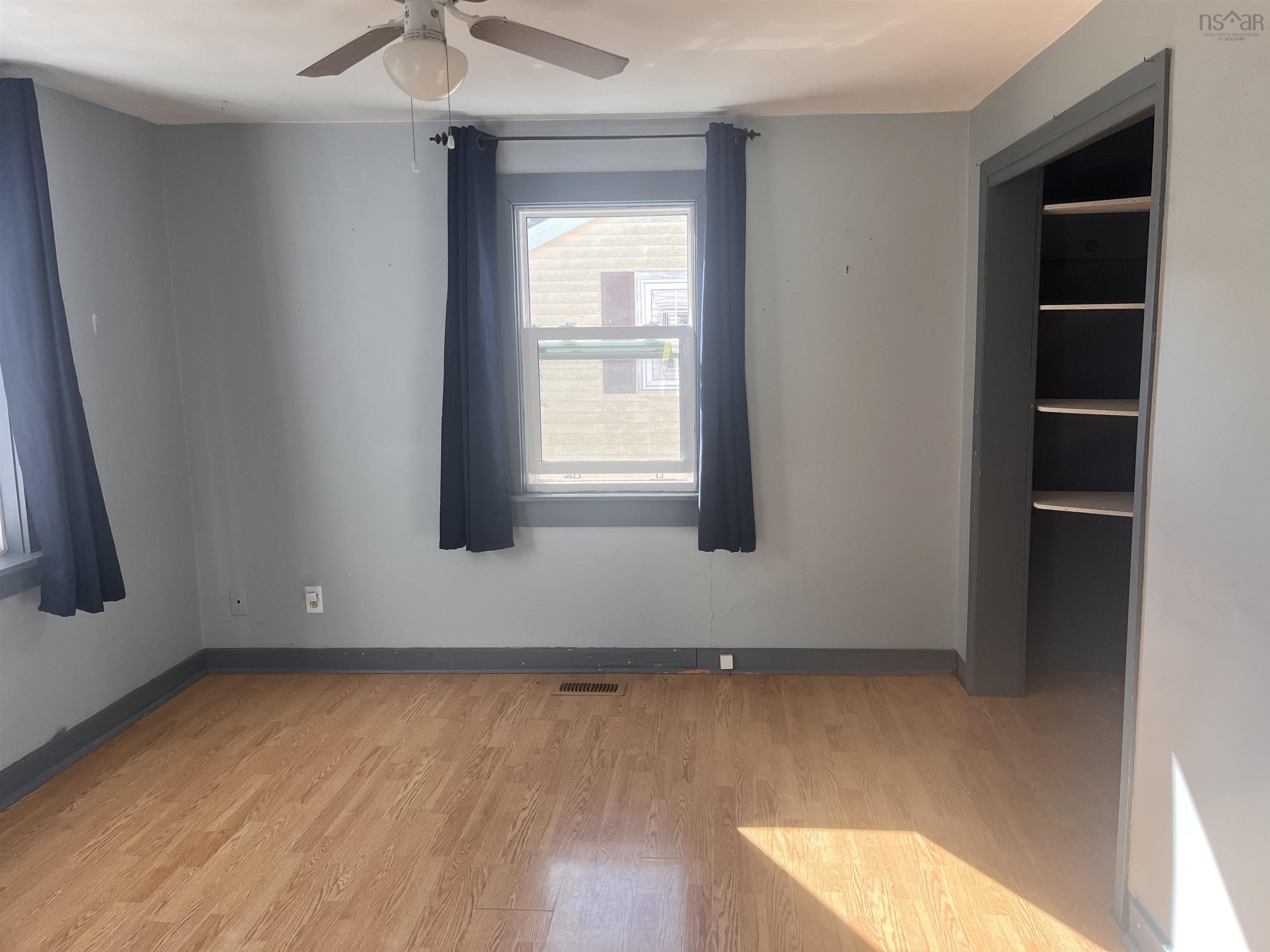 155 Old Sambro Road photo #13