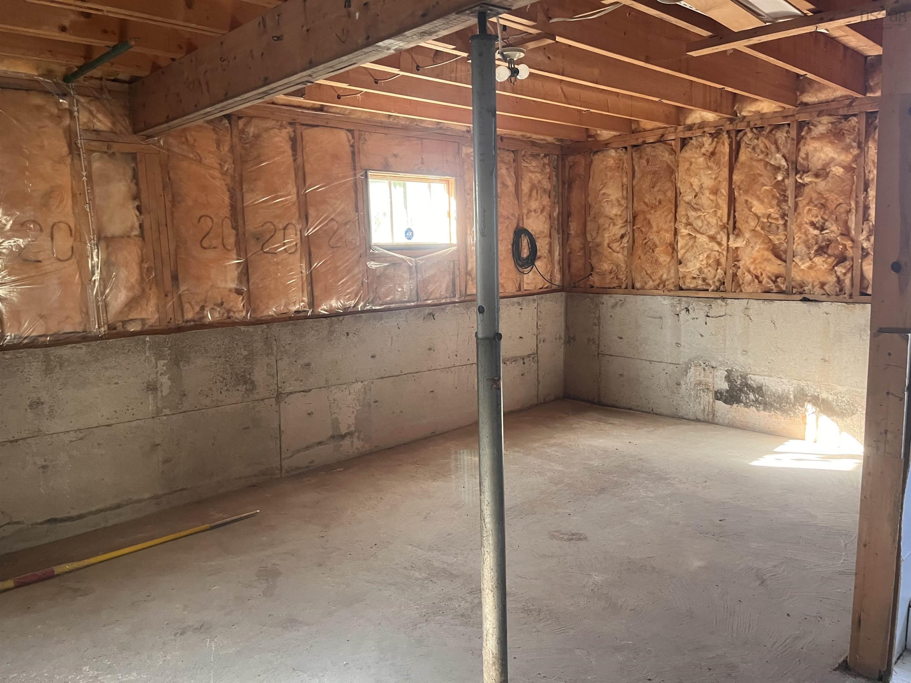 155 Old Sambro Road photo #23