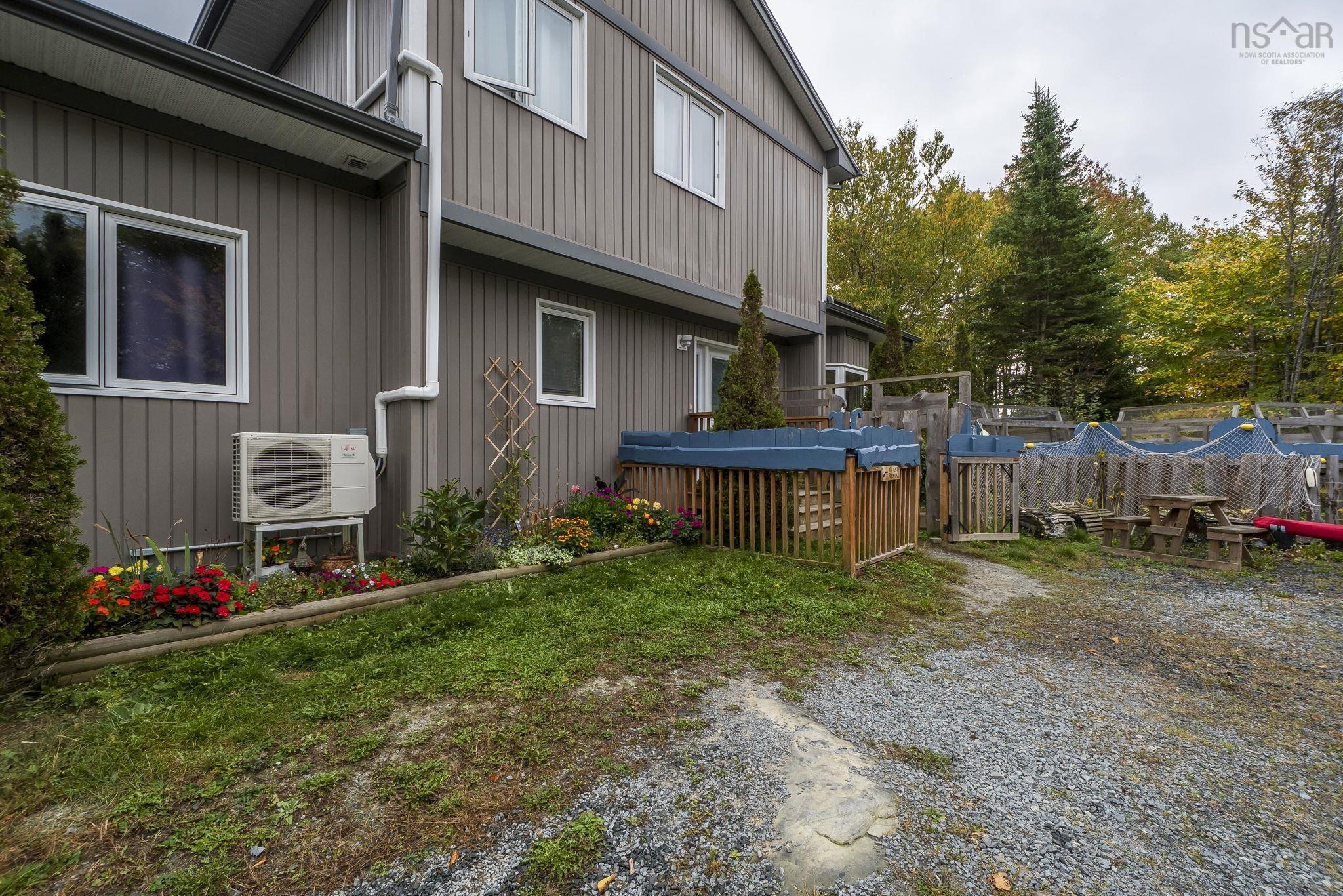 636 Myers Point Road photo #6