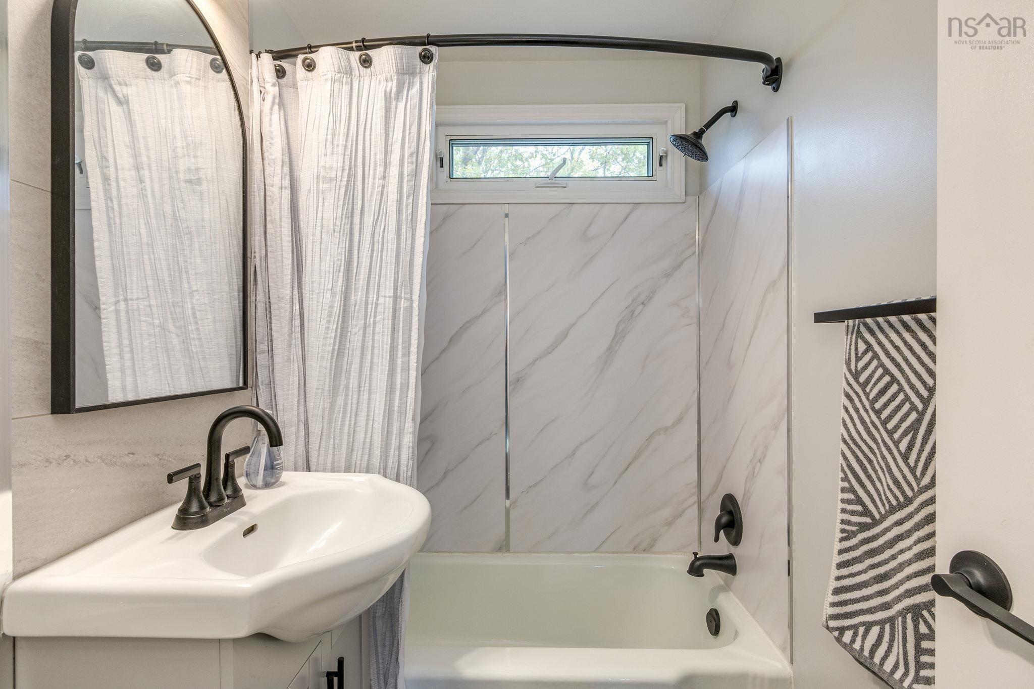 19-19A Westwood Drive photo #32