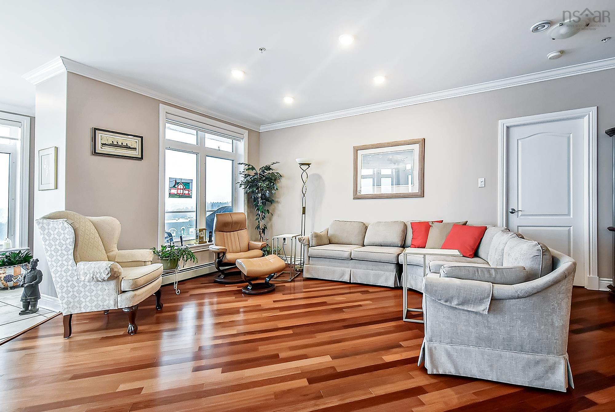 407 53 Bedros Lane photo #13