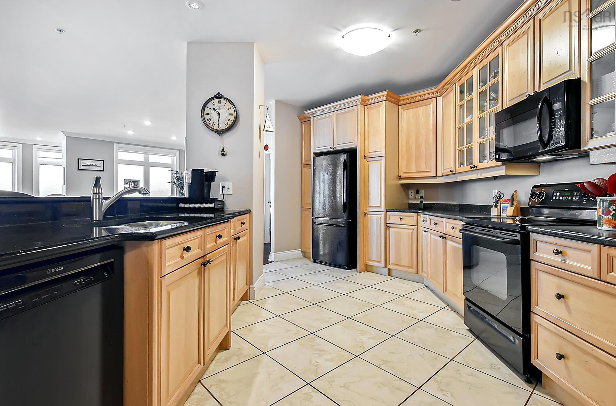 407 53 Bedros Lane photo #9