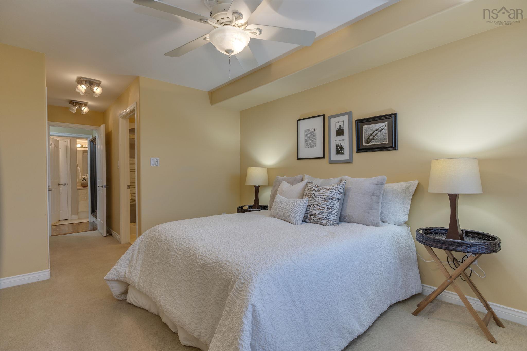 304 2 Lake Drive photo #22