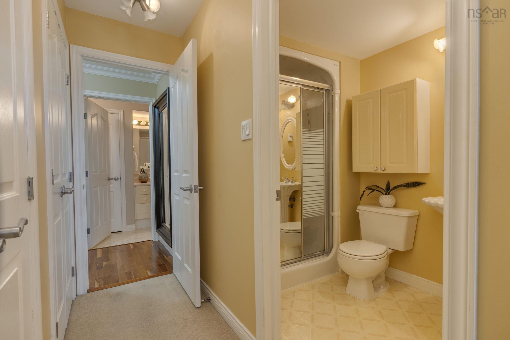 304 2 Lake Drive photo #23