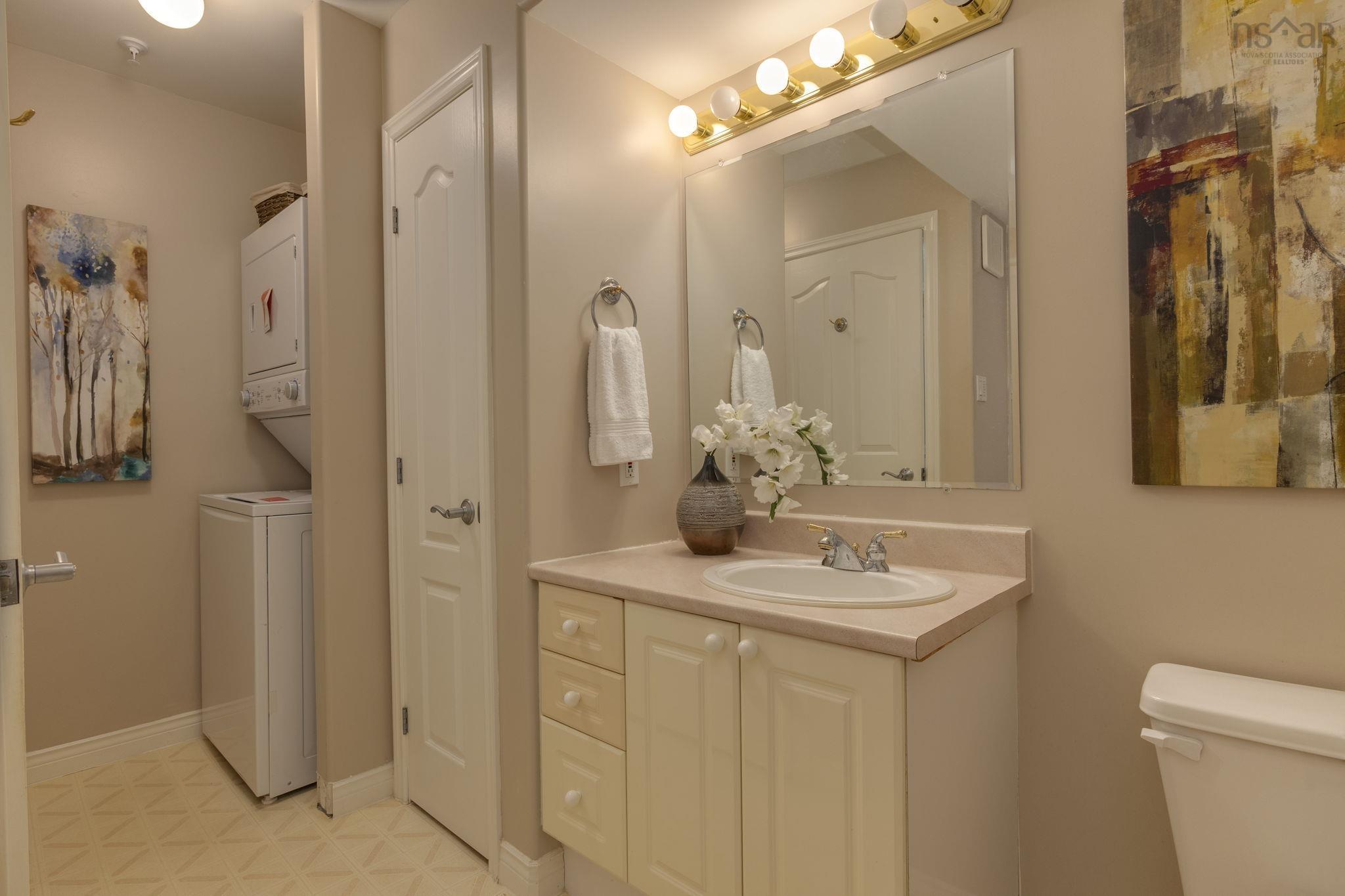 304 2 Lake Drive photo #31