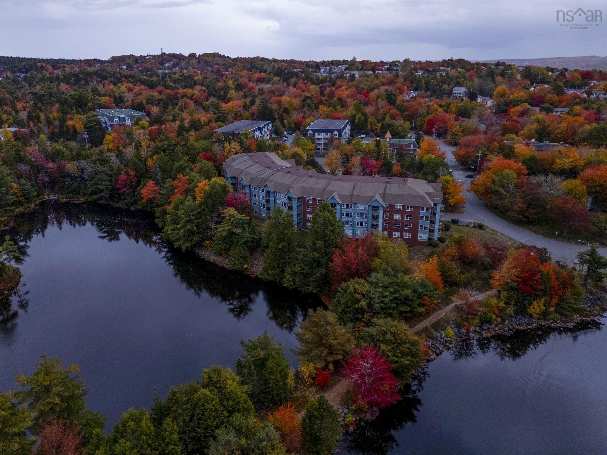 304 2 Lake Drive photo #32