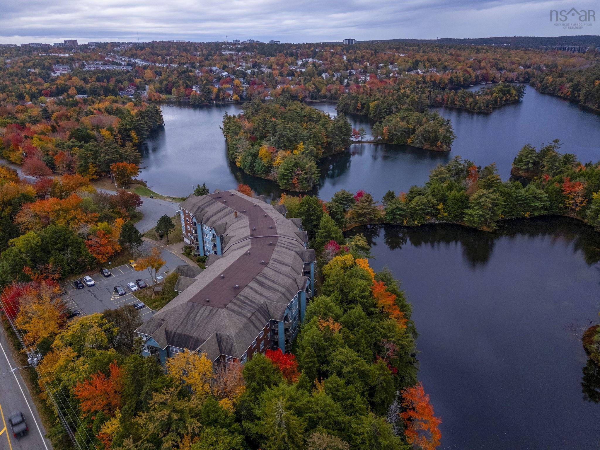 304 2 Lake Drive photo #33