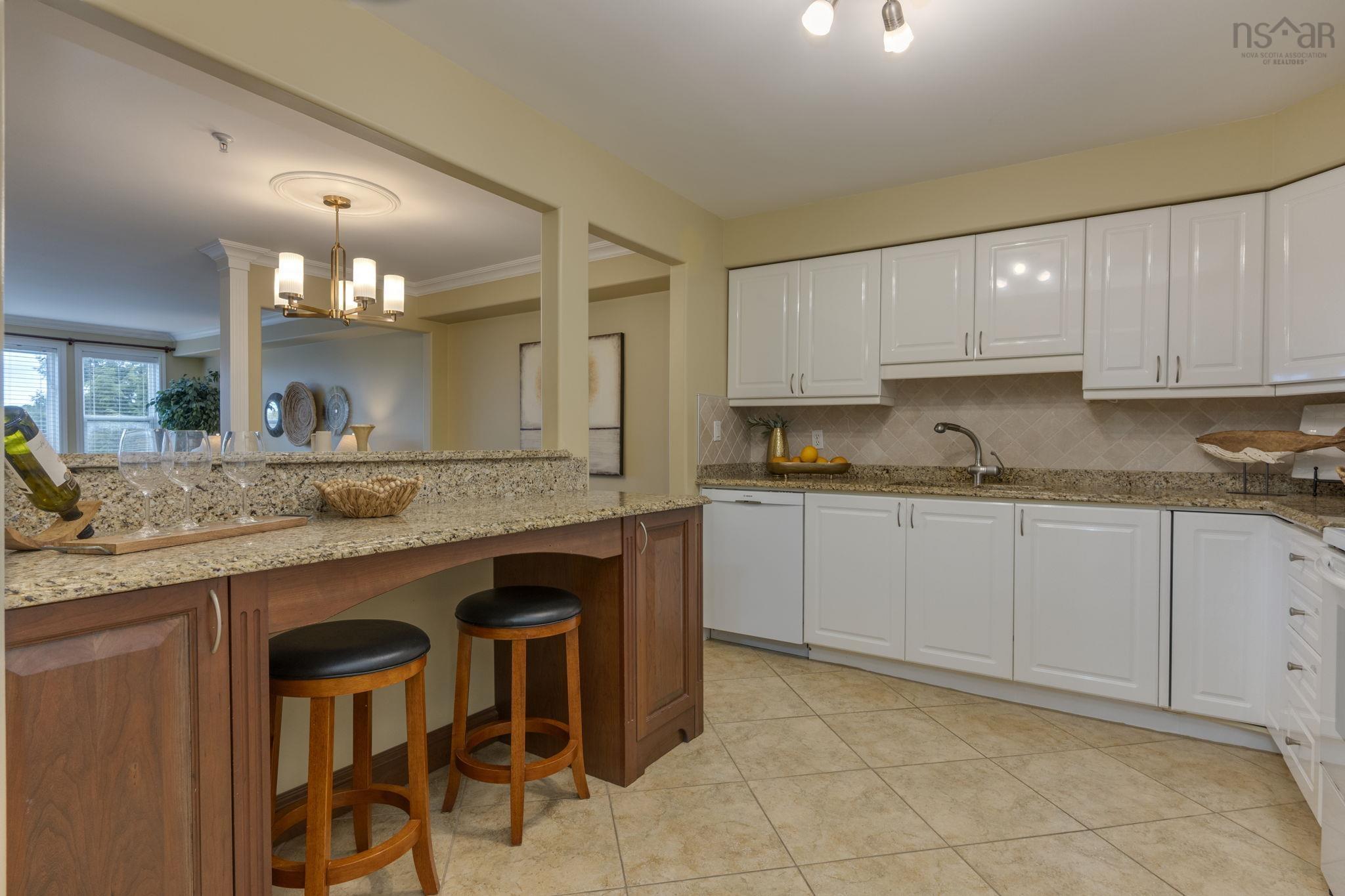 304 2 Lake Drive photo #5