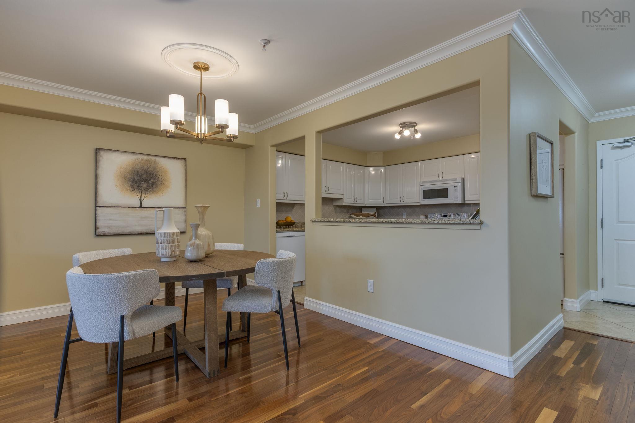 304 2 Lake Drive photo #9