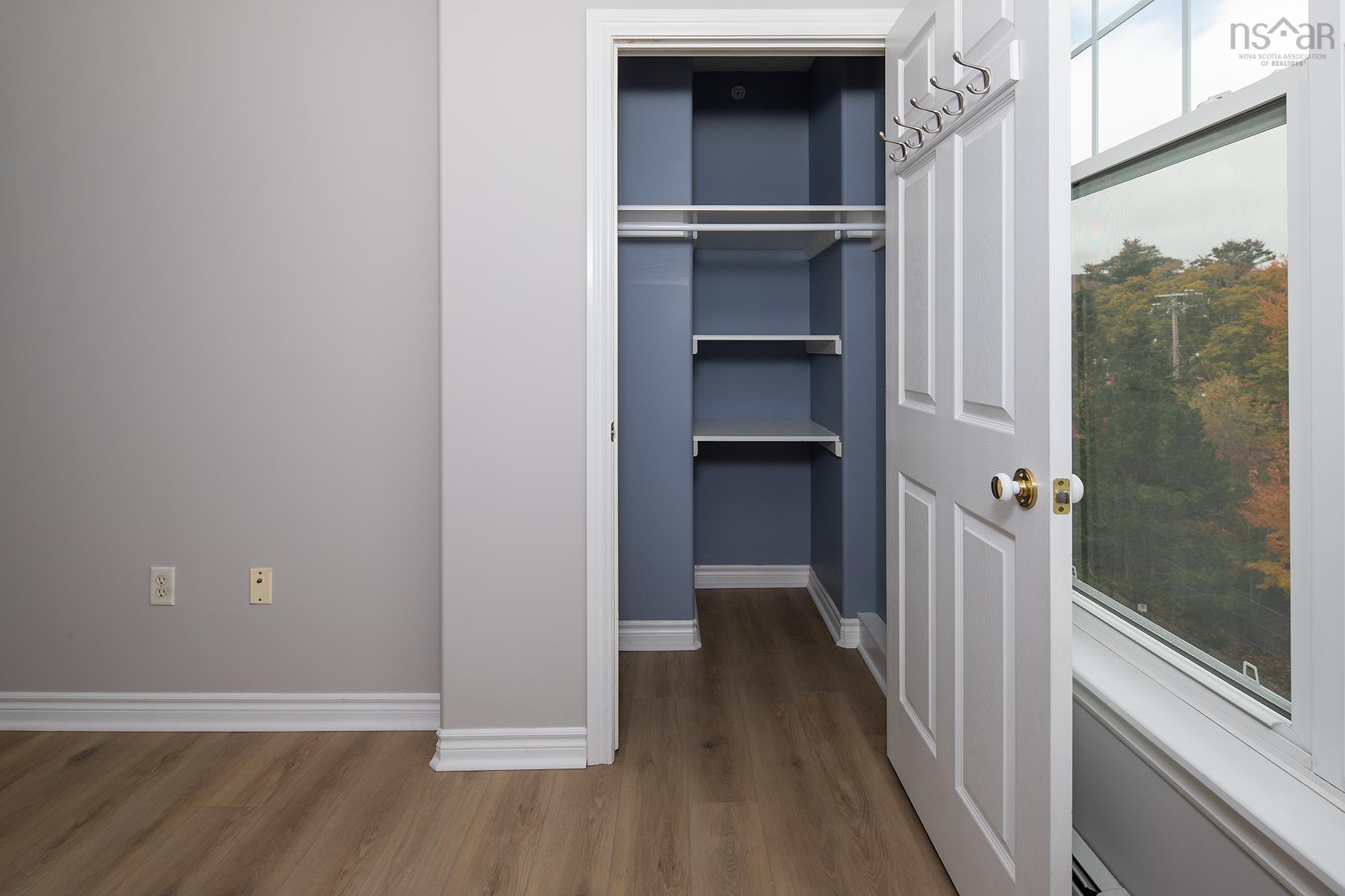 504 50 Waterfront Drive photo #27