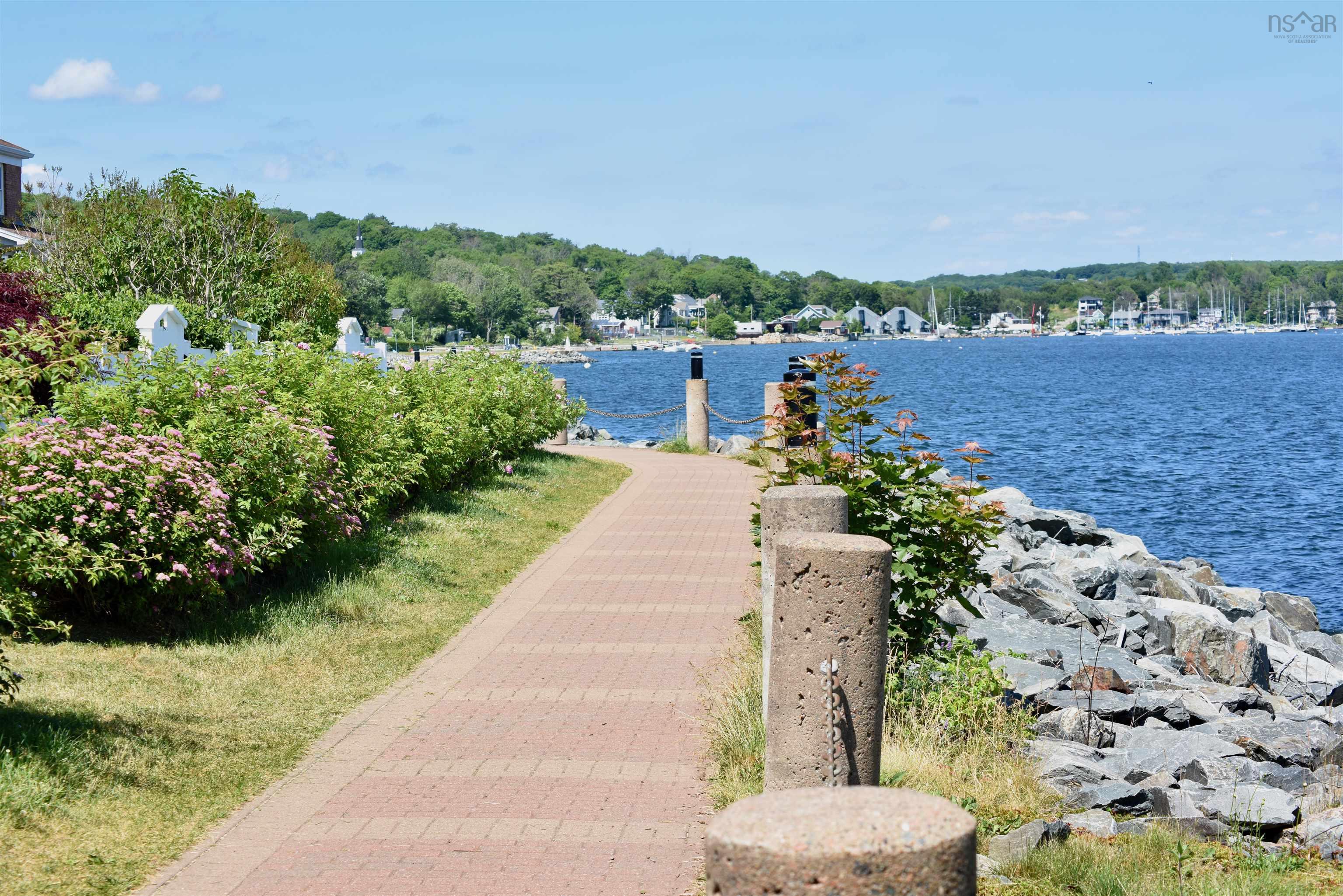 504 50 Waterfront Drive photo #37