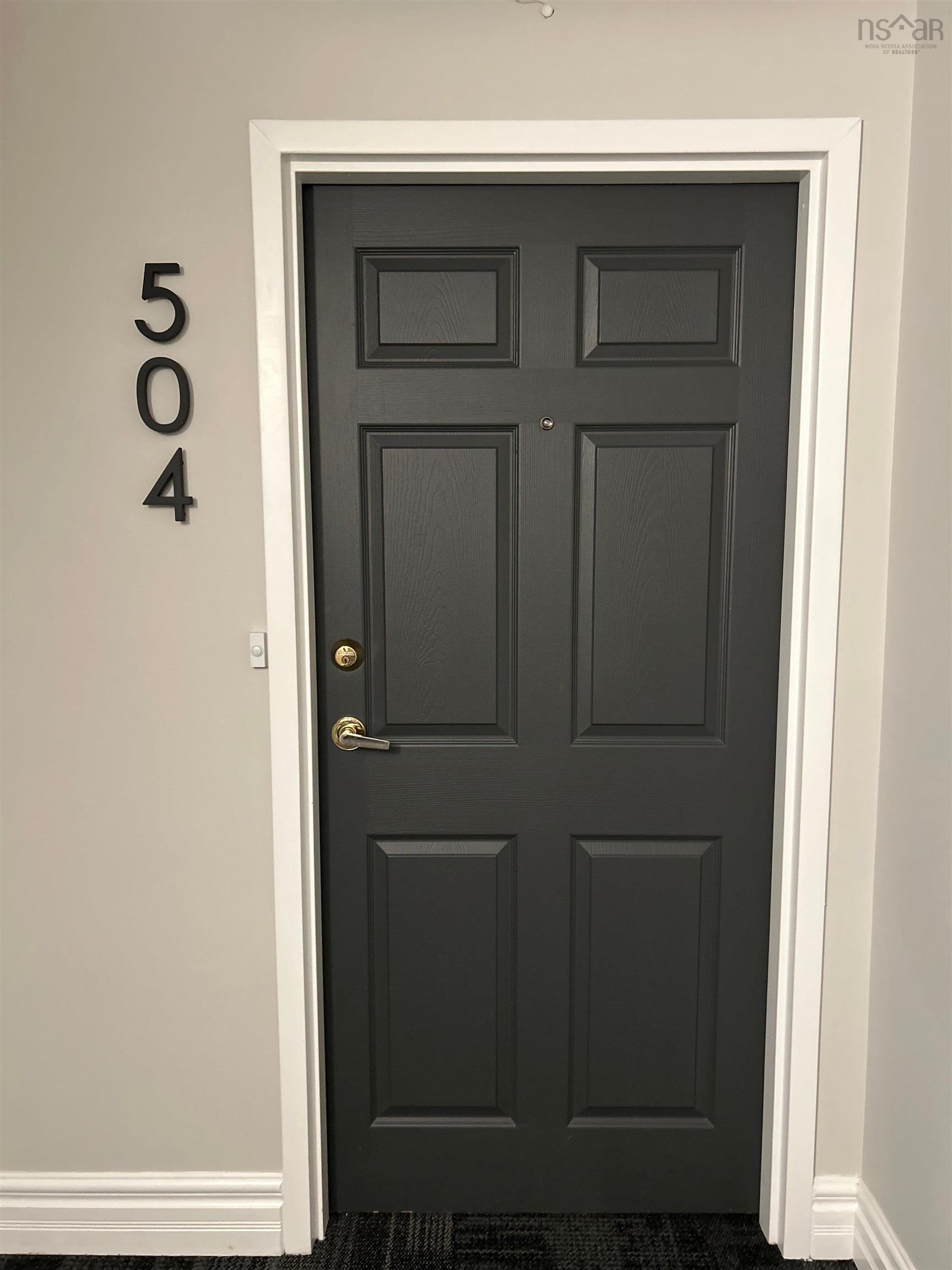 504 50 Waterfront Drive photo #5