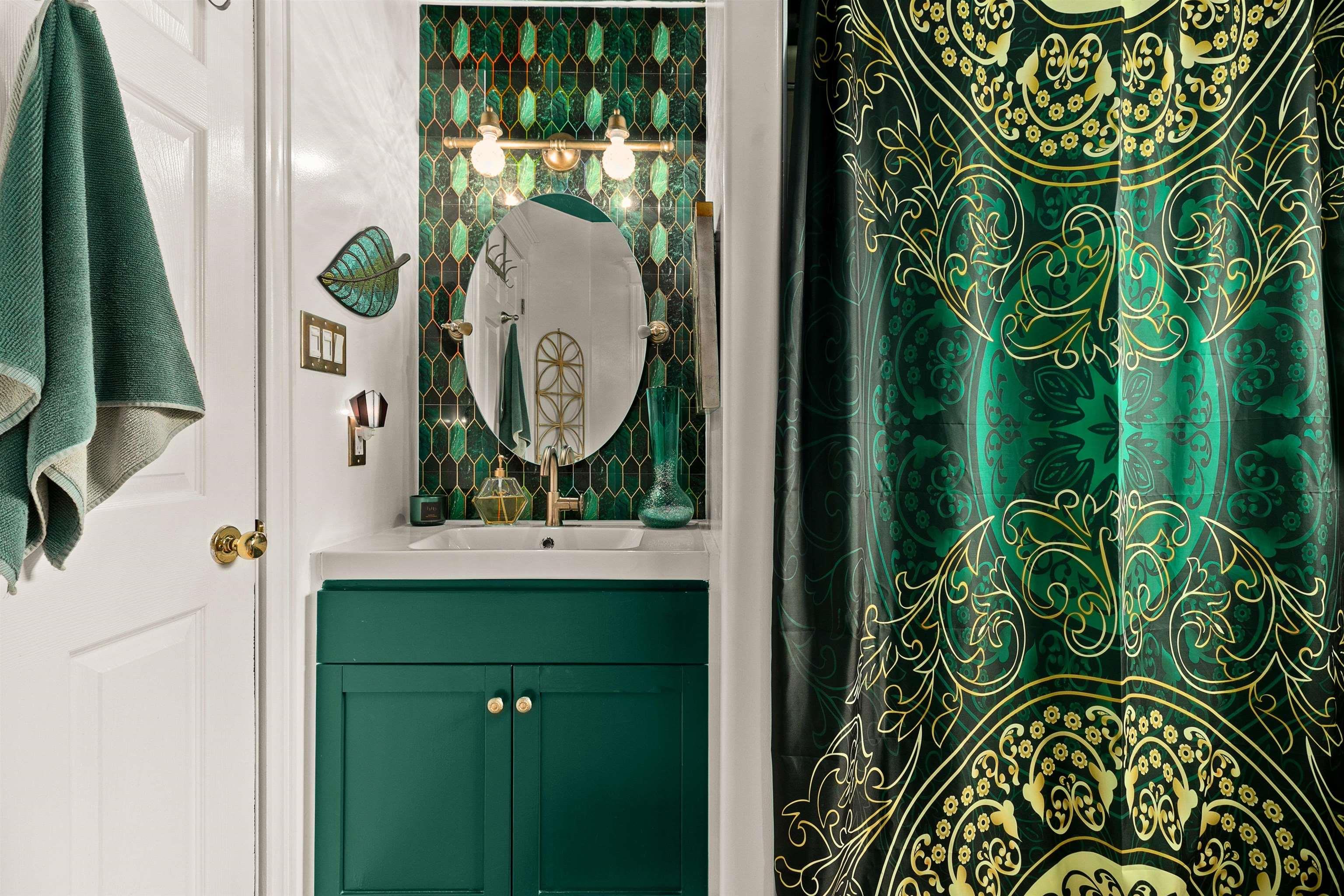 390 Gleneagles Drive photo #31