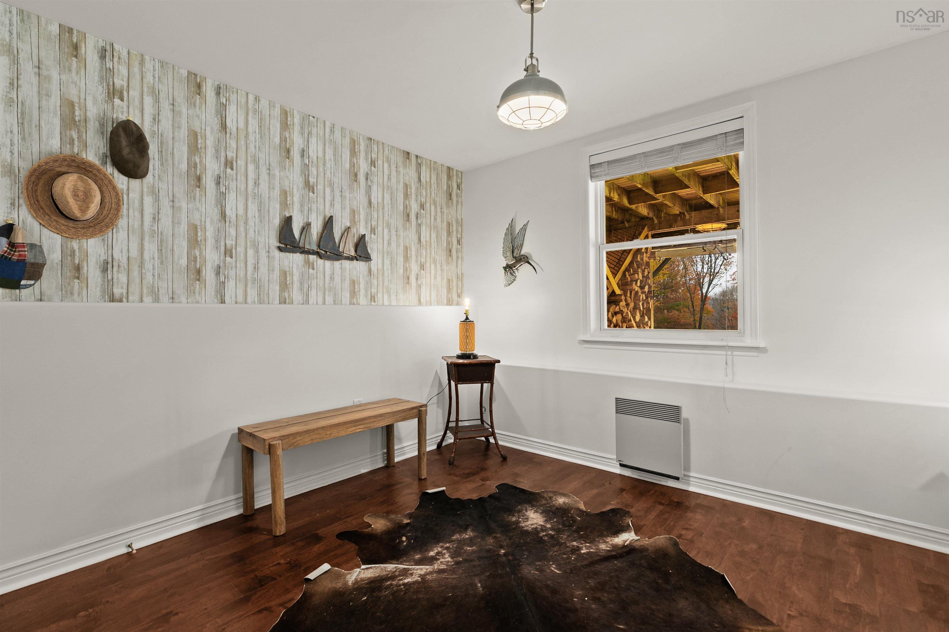 390 Gleneagles Drive photo #38