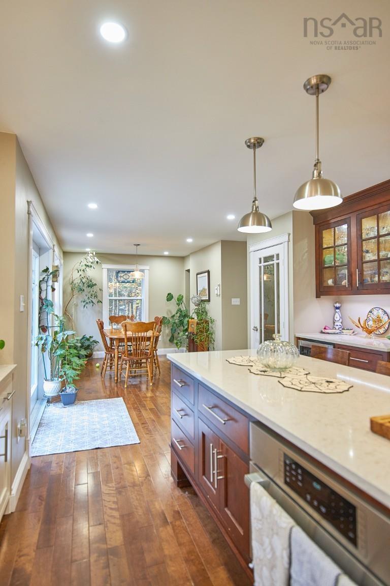 9 Carriage Road photo #19