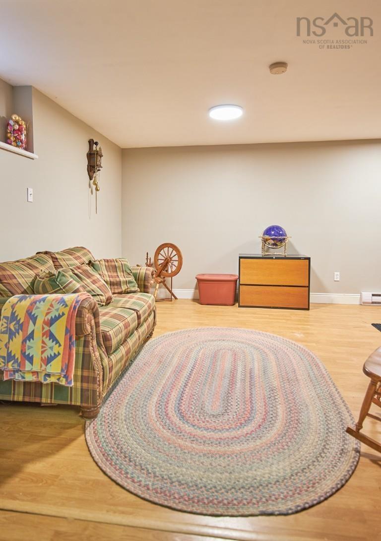 9 Carriage Road photo #29