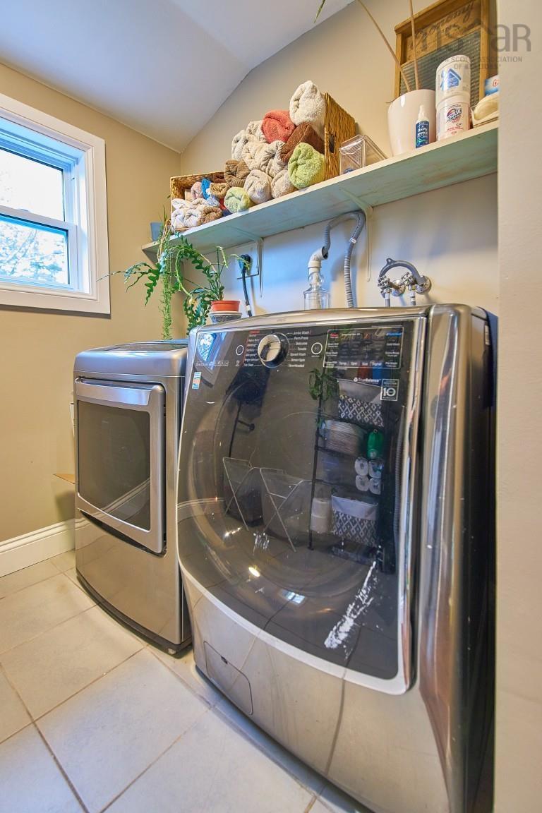 9 Carriage Road photo #33