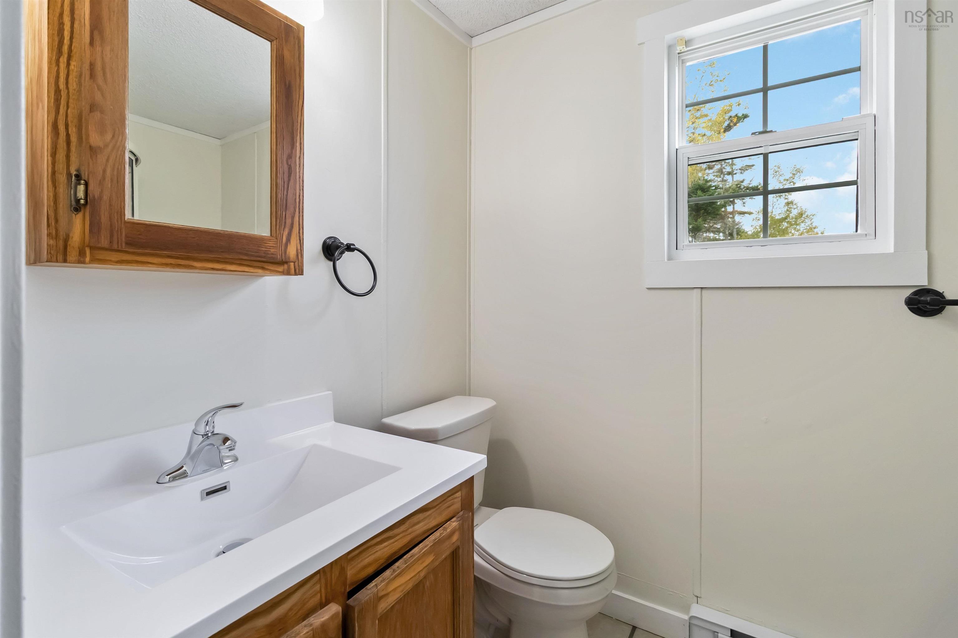 899 East Jeddore Road photo #15