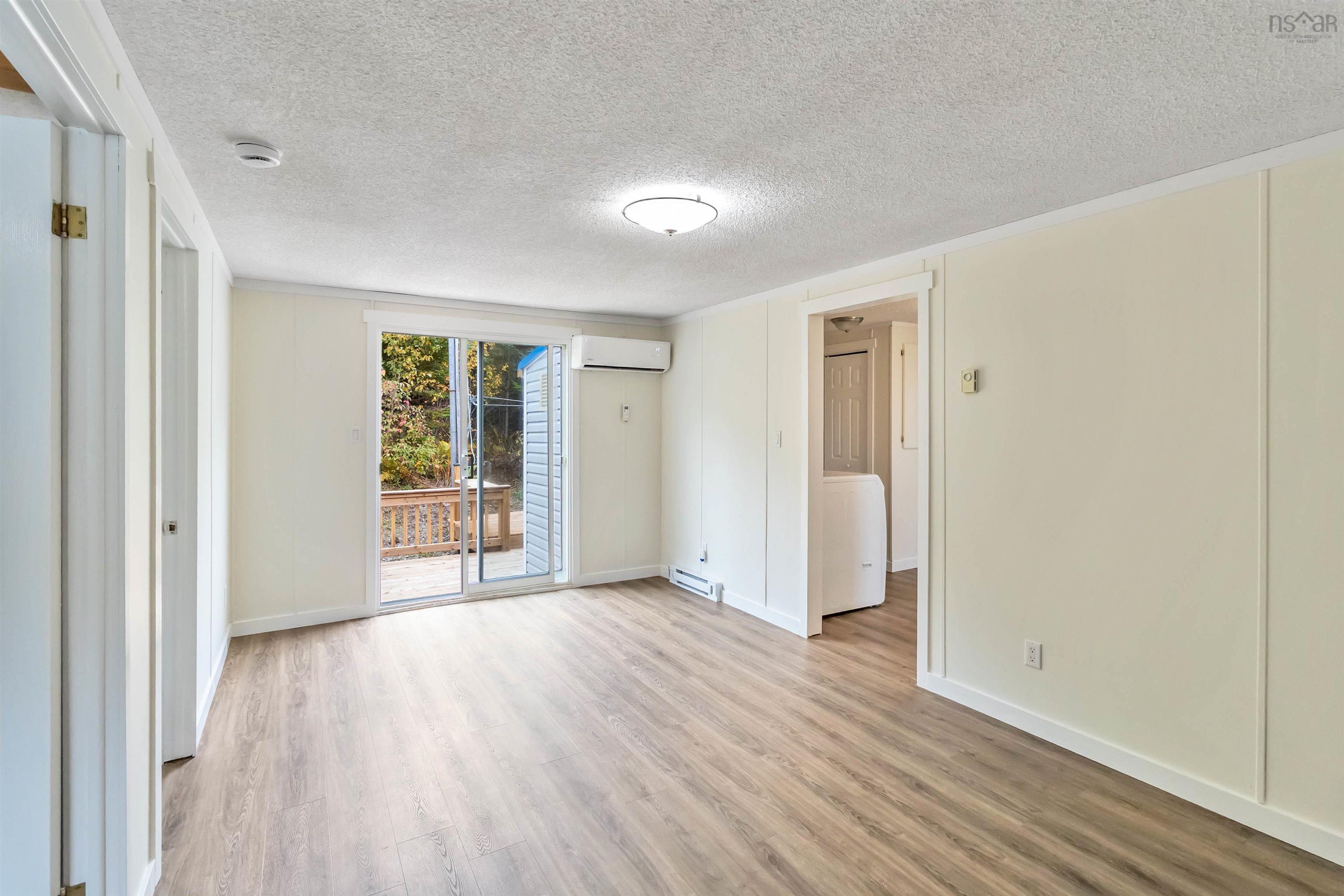 899 East Jeddore Road photo #31