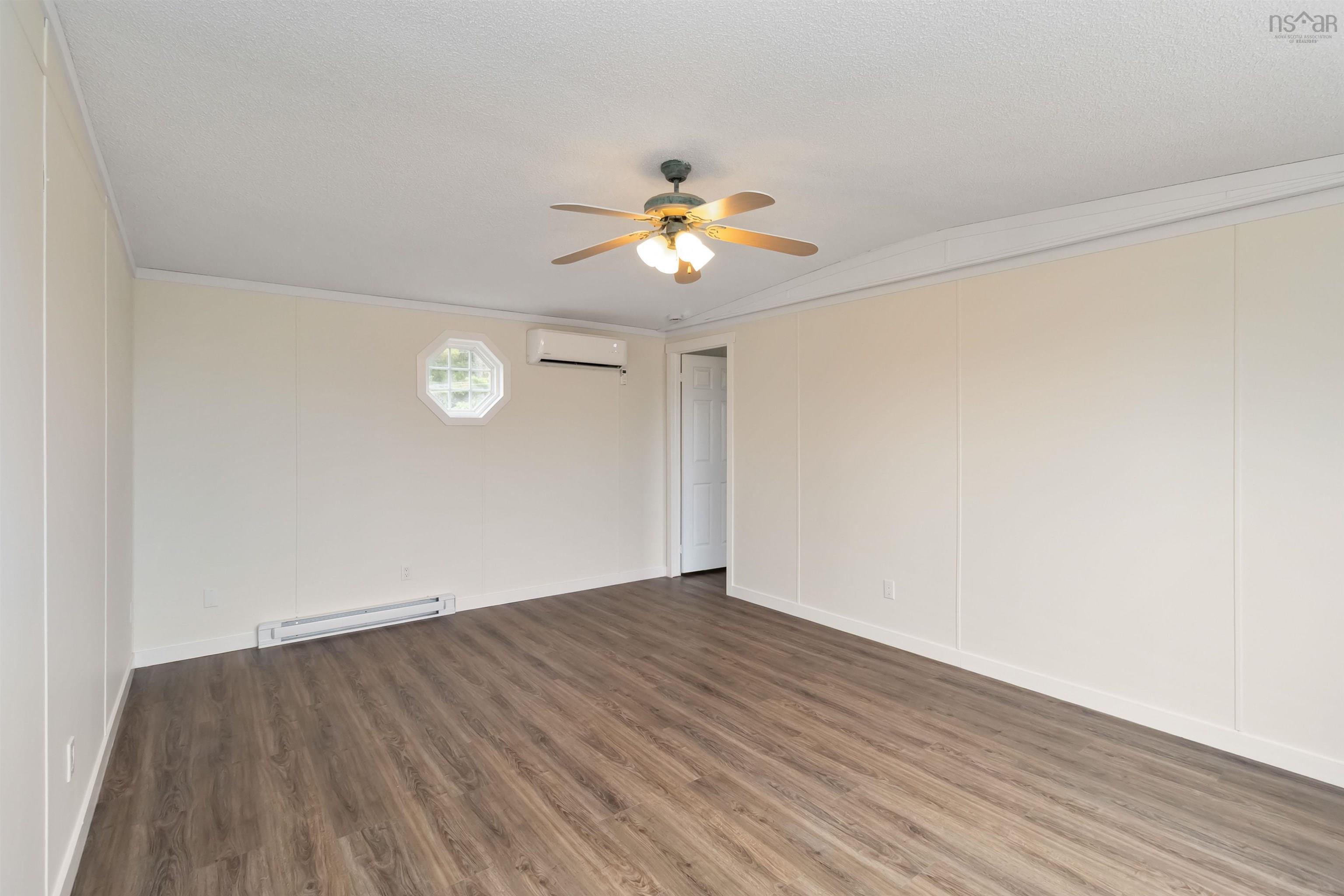 899 East Jeddore Road photo #8