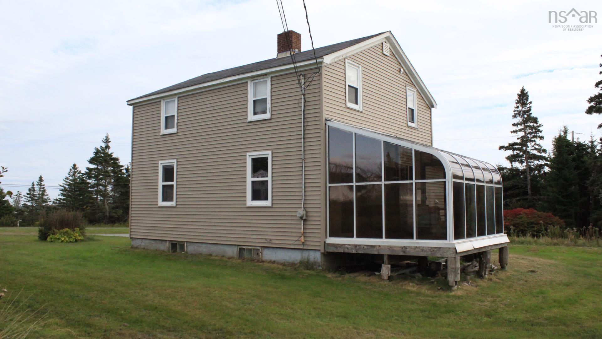 3 Flower Garden Lane photo #2