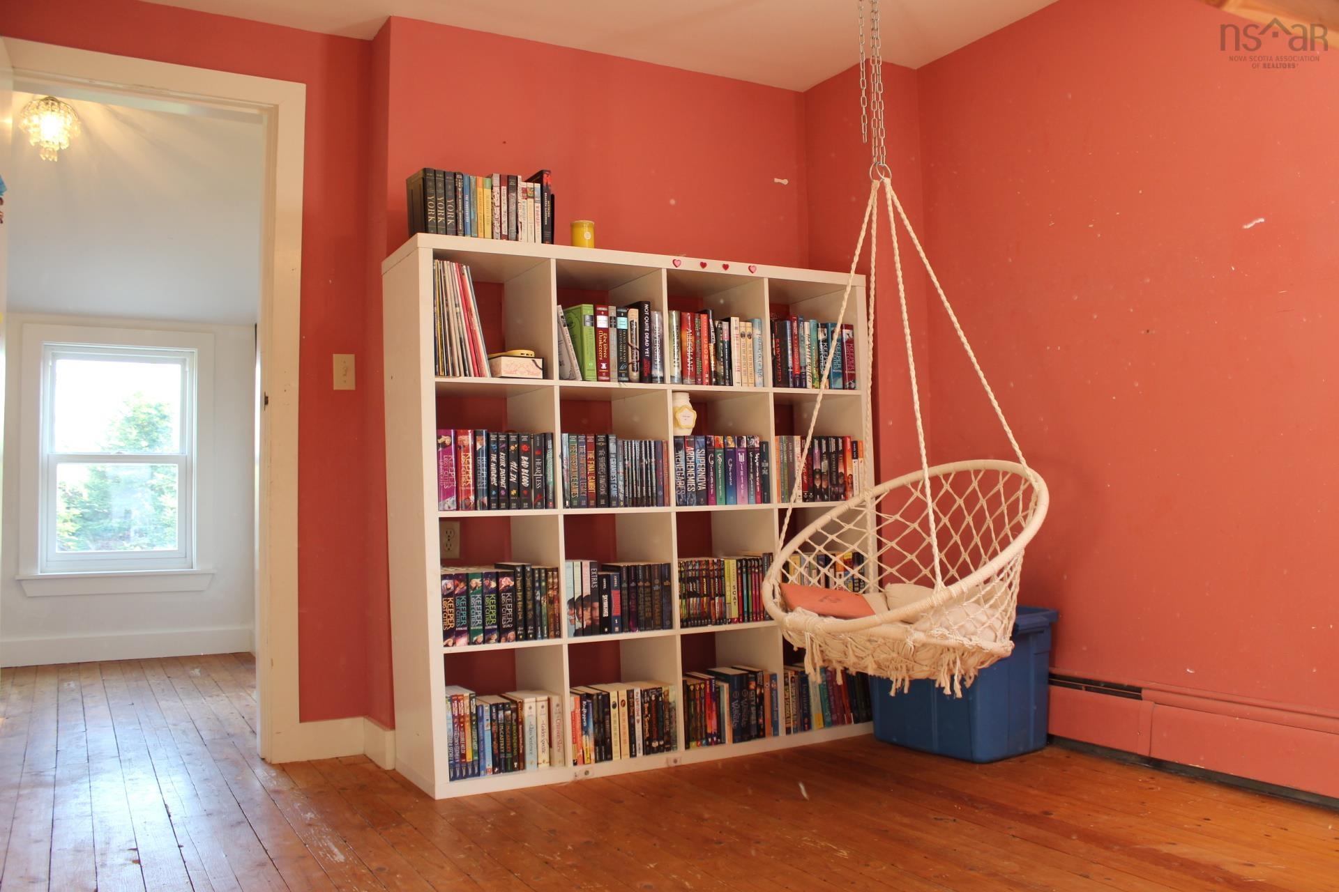 3 Flower Garden Lane photo #22