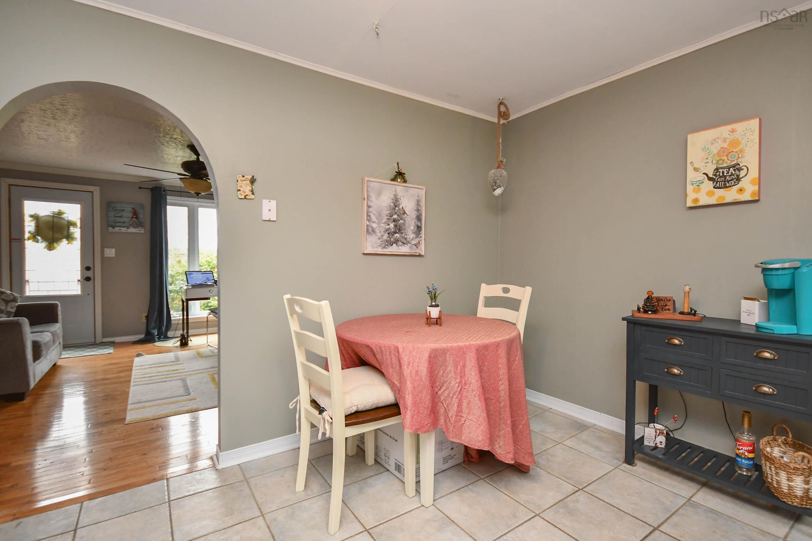 180 Lakeview Avenue photo #19