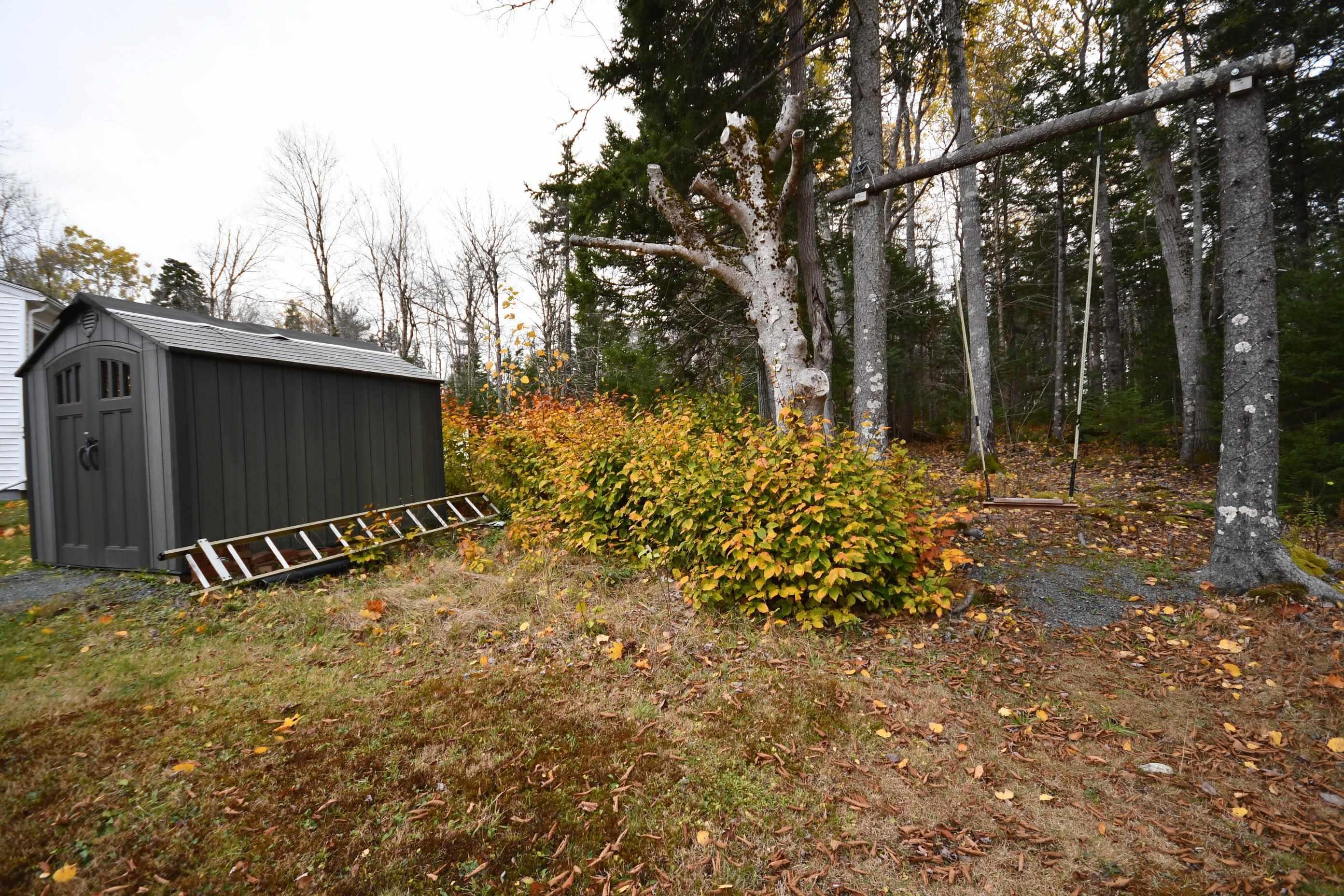 180 Lakeview Avenue photo #45