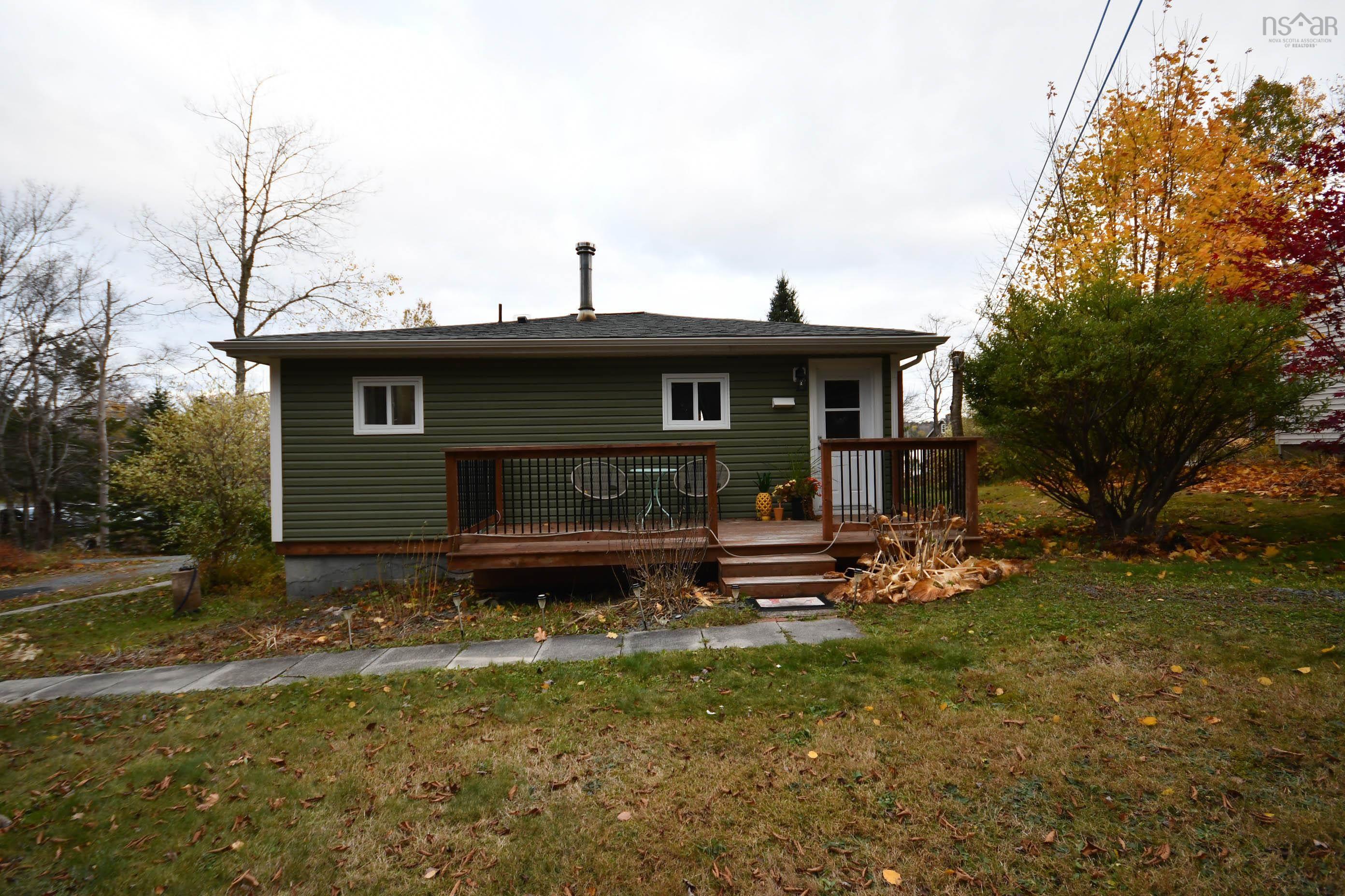 180 Lakeview Avenue photo #46