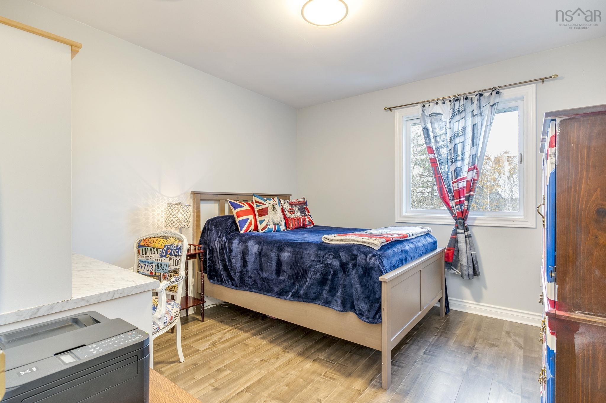 7 Lake Charles Drive photo #33