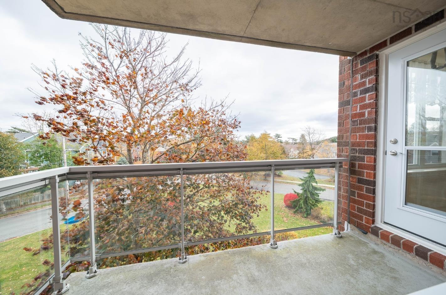 312 85 Spinnaker Drive photo #11