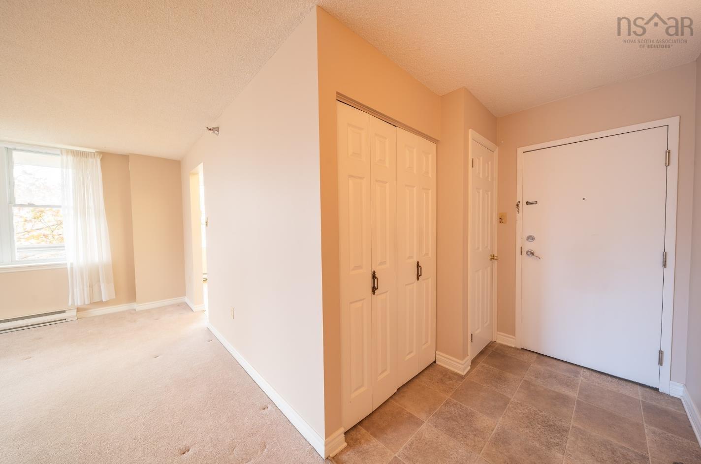 312 85 Spinnaker Drive photo #12