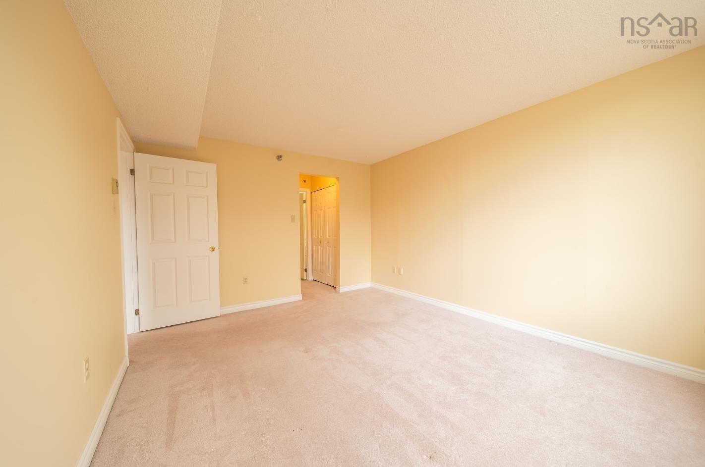 312 85 Spinnaker Drive photo #15