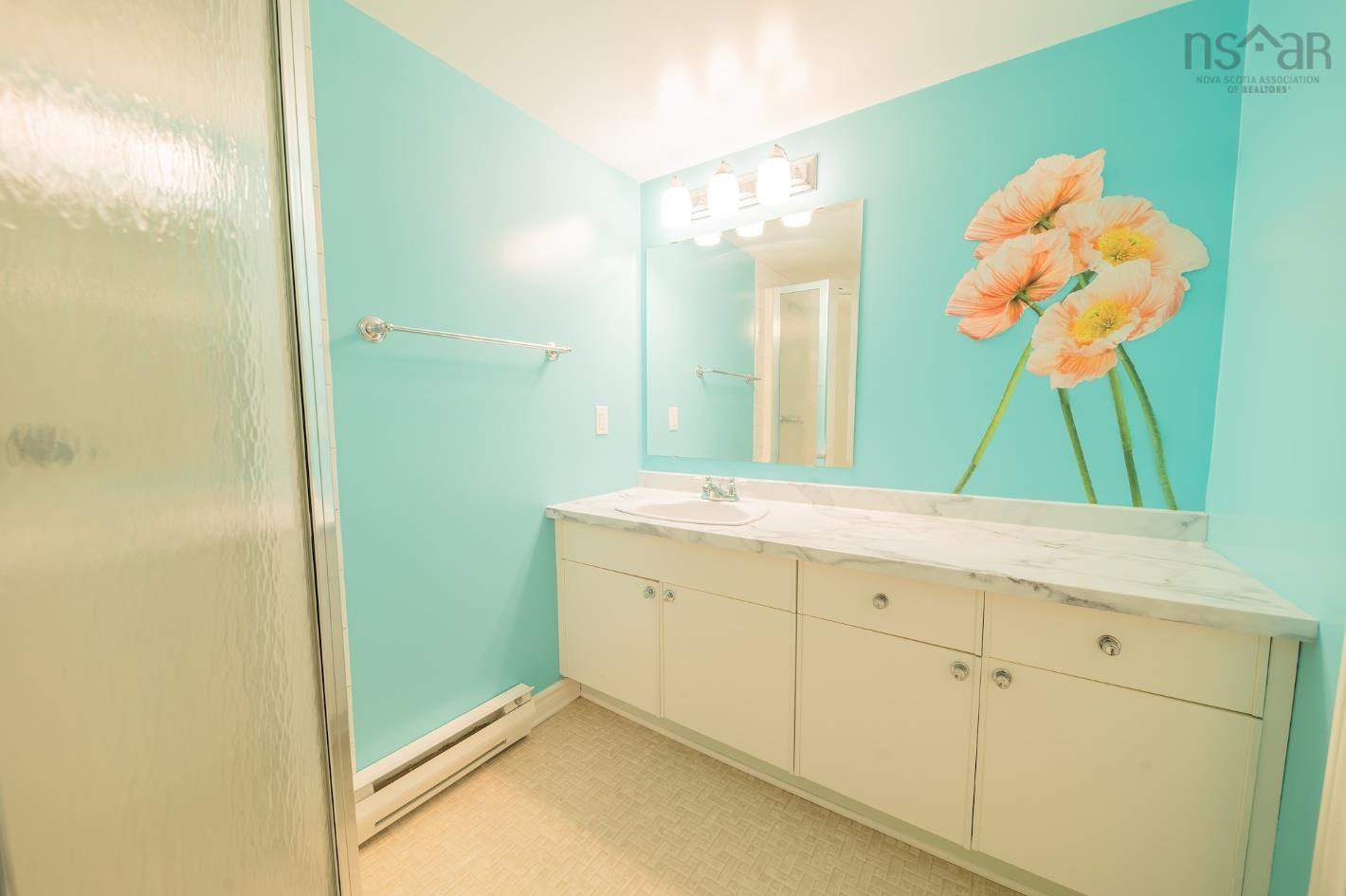 312 85 Spinnaker Drive photo #19