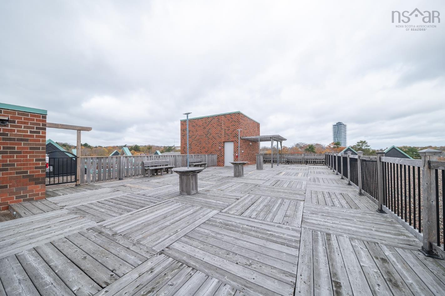 312 85 Spinnaker Drive photo #25