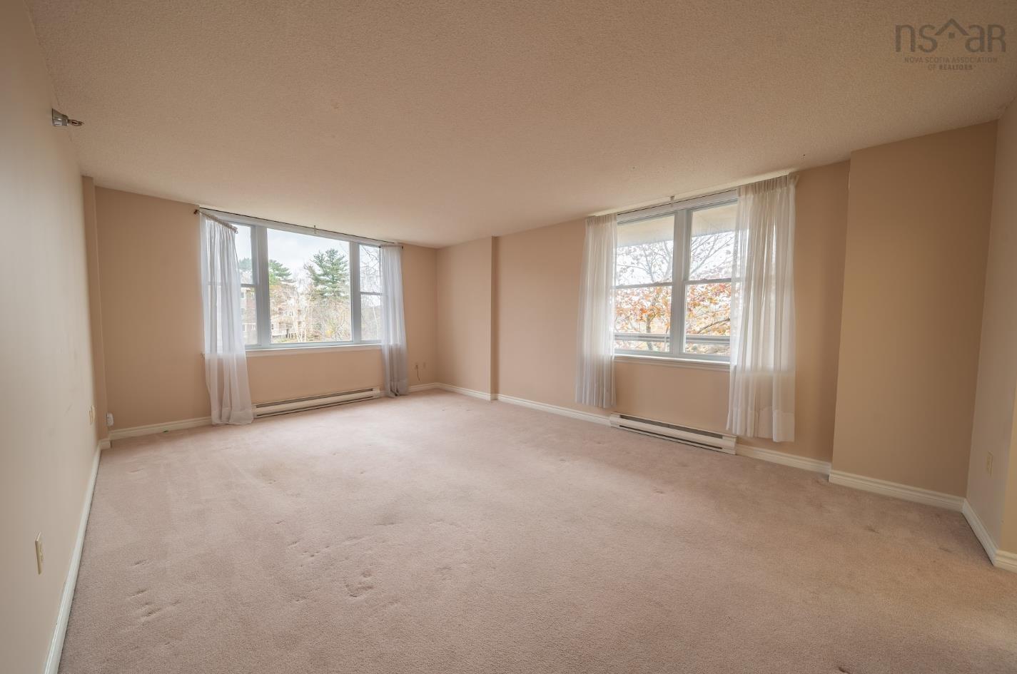 312 85 Spinnaker Drive photo #6