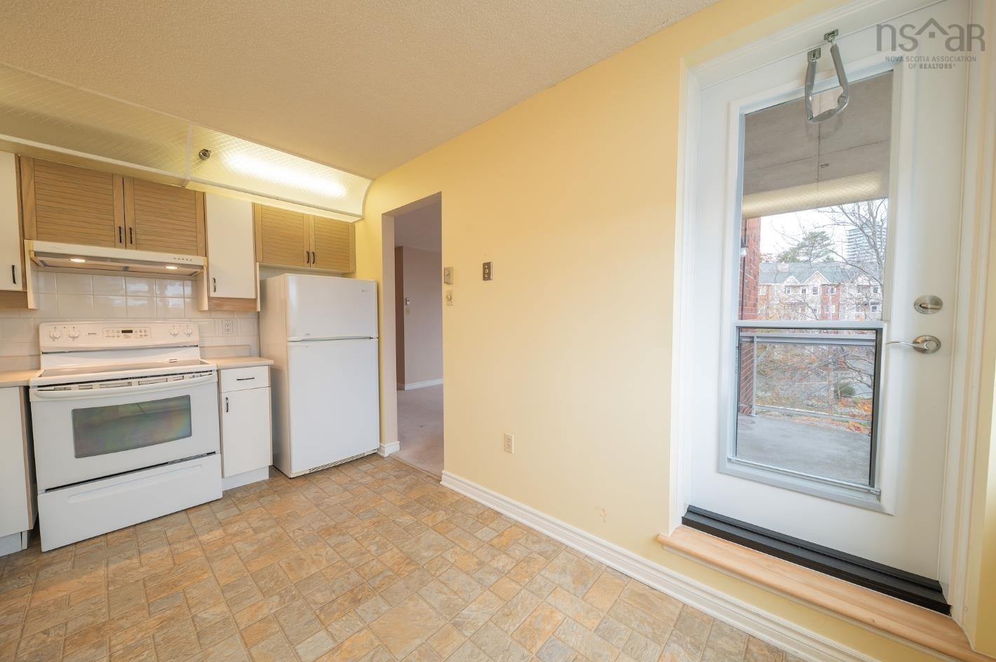 312 85 Spinnaker Drive photo #10