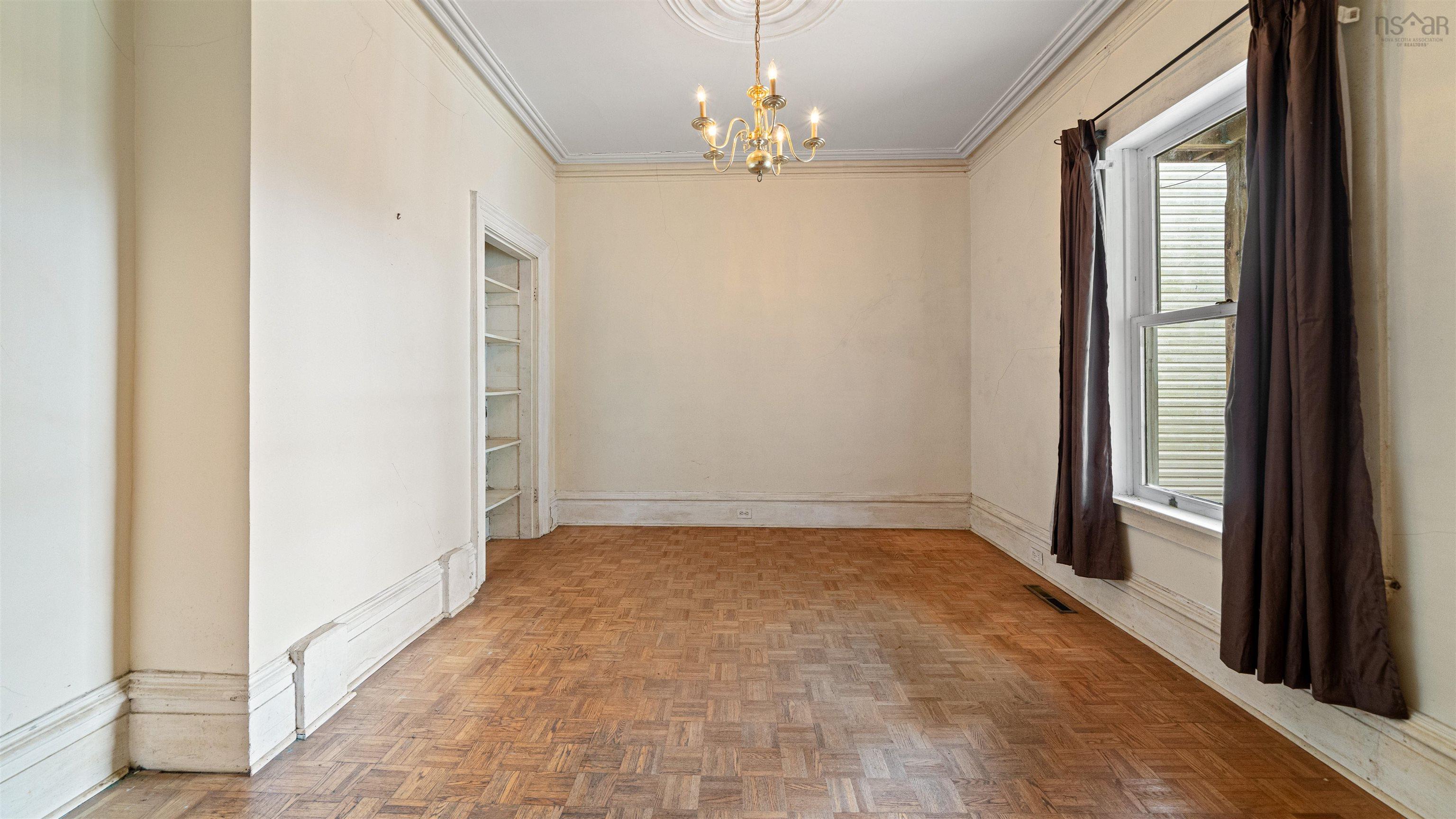 2668 Belle Aire Terrace photo #21