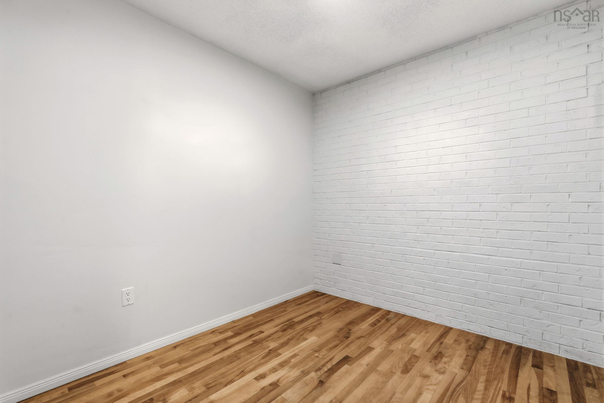 304 3600 John Parr Drive photo #19